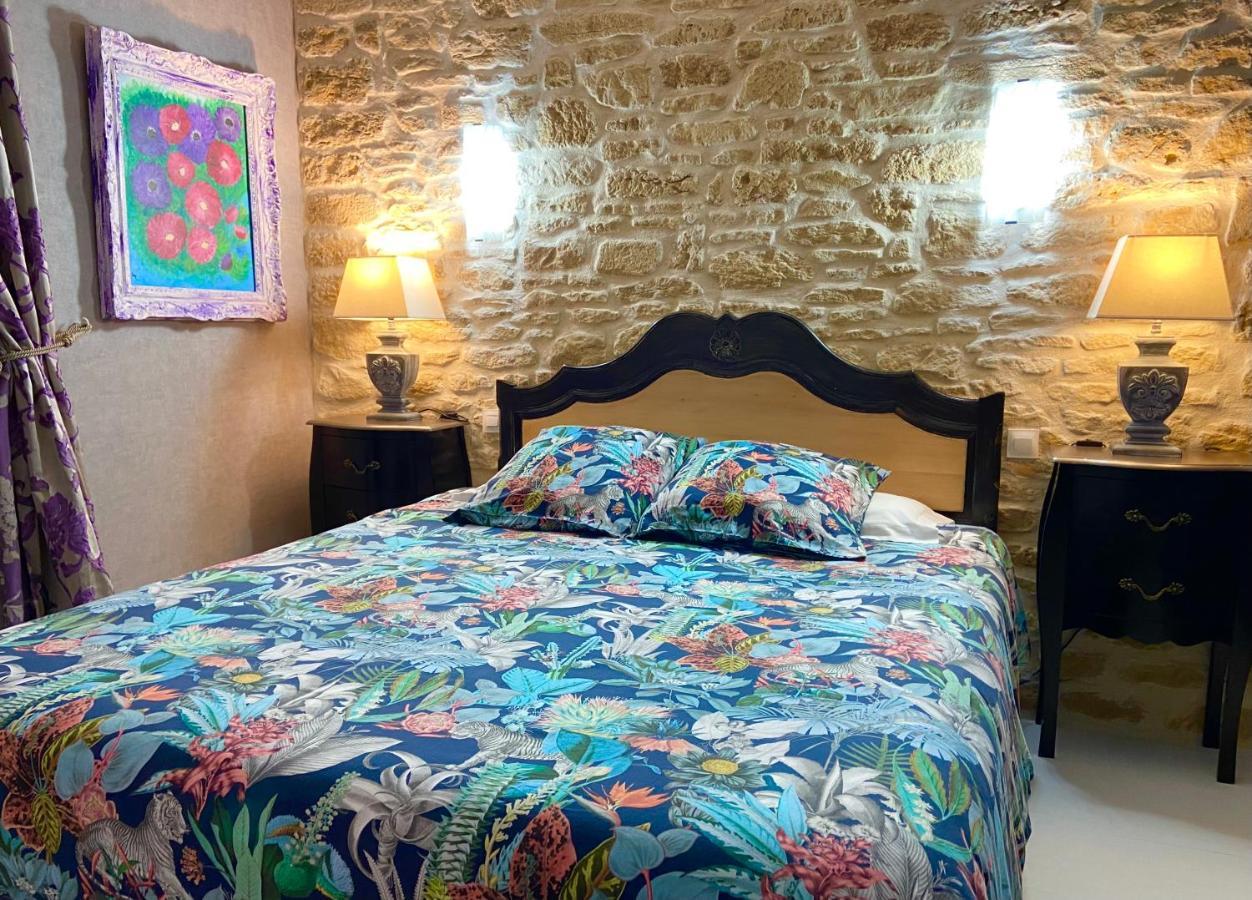 O Clair De Lune Au Coeur De Sarlat - Chambres Climatisees - Parking Prive - Piscine Chauffee - Spa Et Massages Exteriér fotografie