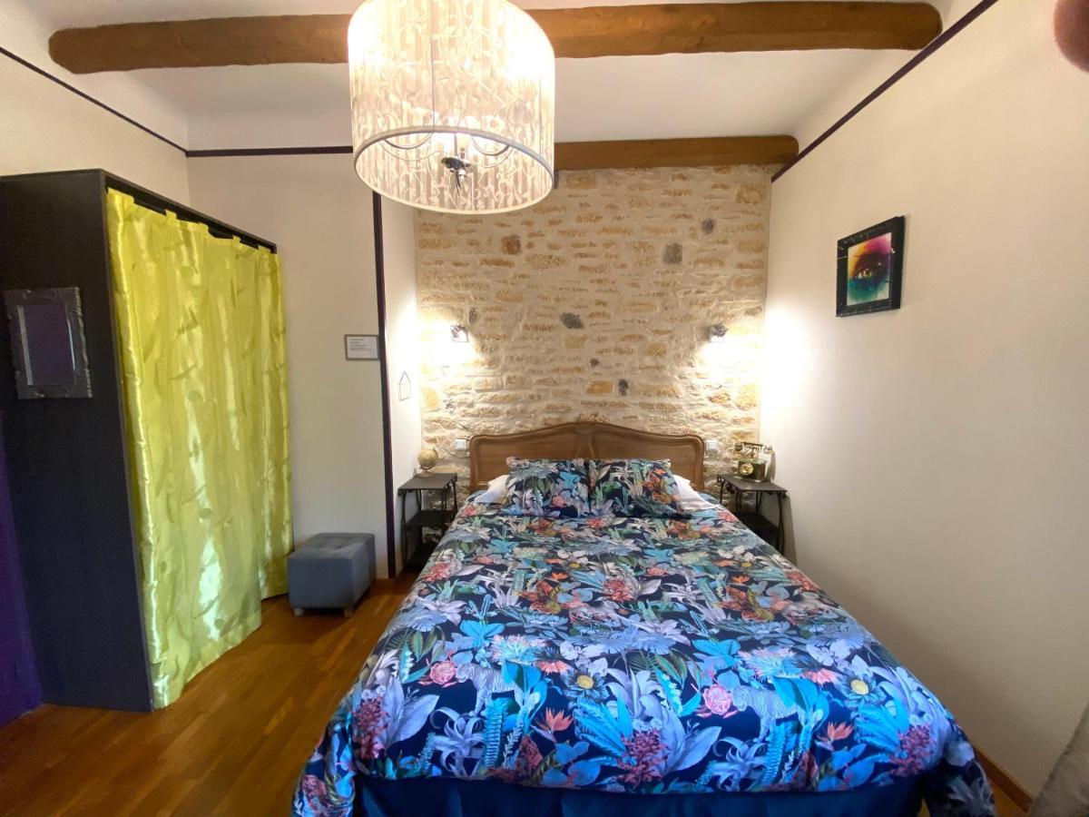 O Clair De Lune Au Coeur De Sarlat - Chambres Climatisees - Parking Prive - Piscine Chauffee - Spa Et Massages Exteriér fotografie