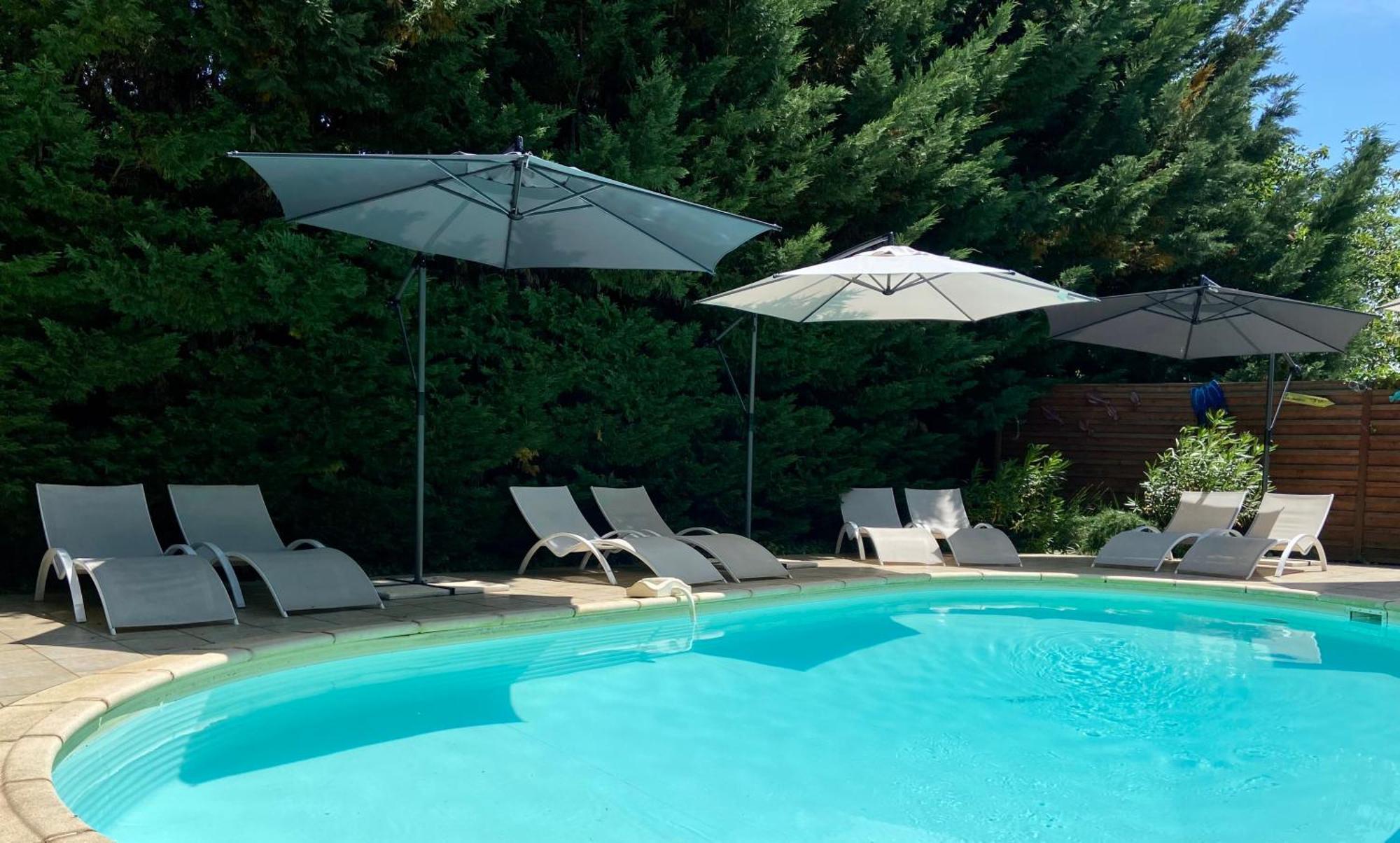 O Clair De Lune Au Coeur De Sarlat - Chambres Climatisees - Parking Prive - Piscine Chauffee - Spa Et Massages Exteriér fotografie