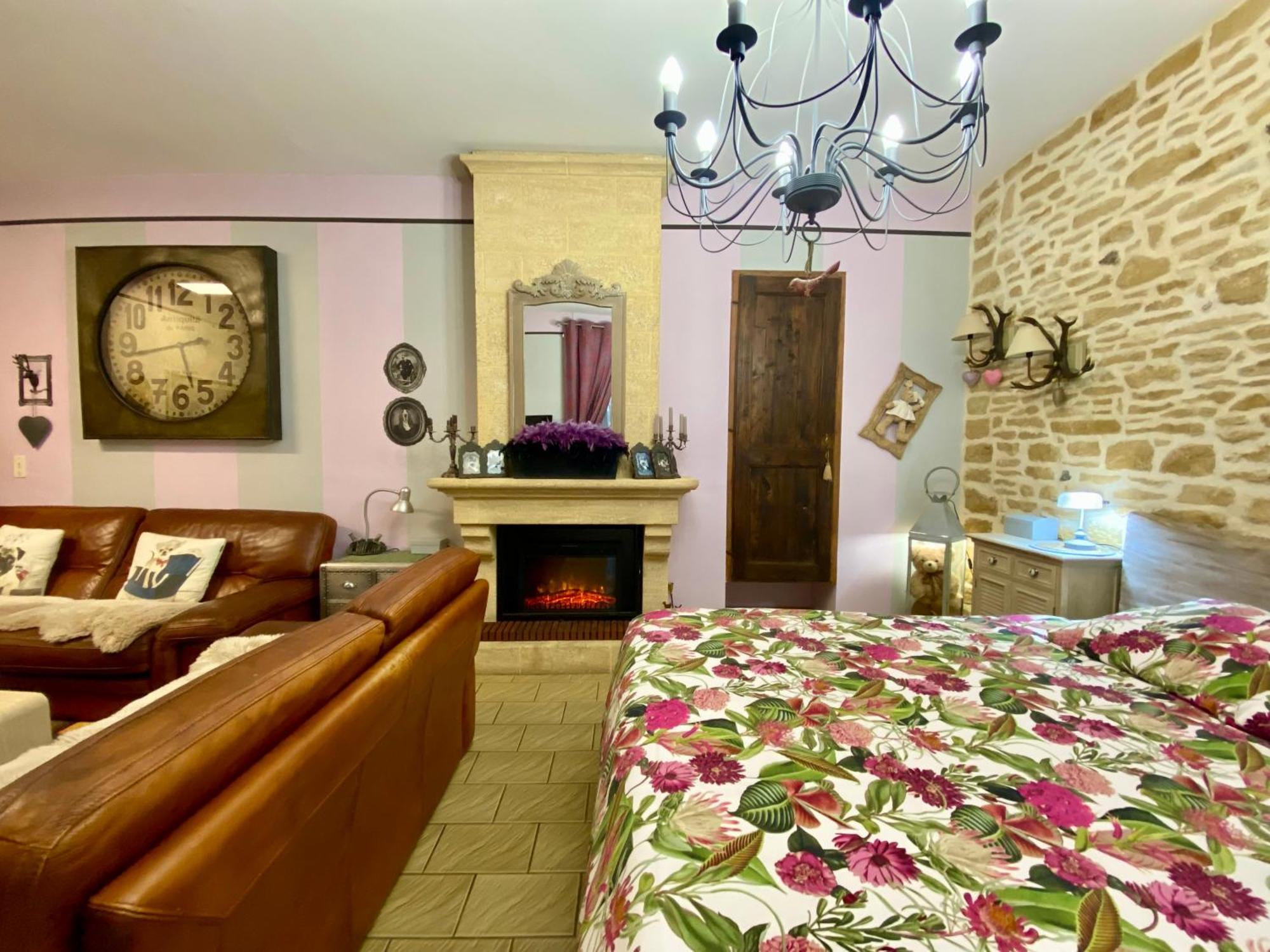 O Clair De Lune Au Coeur De Sarlat - Chambres Climatisees - Parking Prive - Piscine Chauffee - Spa Et Massages Exteriér fotografie
