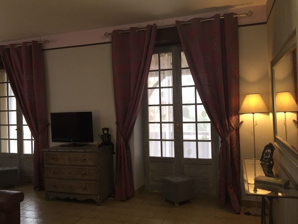 O Clair De Lune Au Coeur De Sarlat - Chambres Climatisees - Parking Prive - Piscine Chauffee - Spa Et Massages Exteriér fotografie